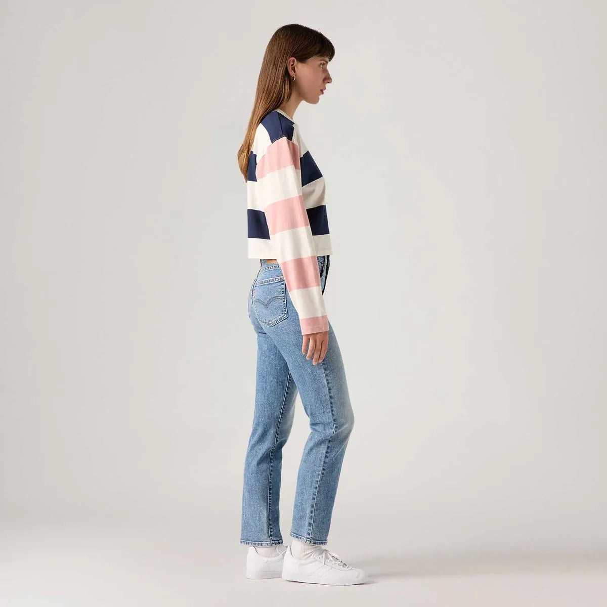 Calça Jeans 724 High Rise Straight Lavagem Clara Levi’s