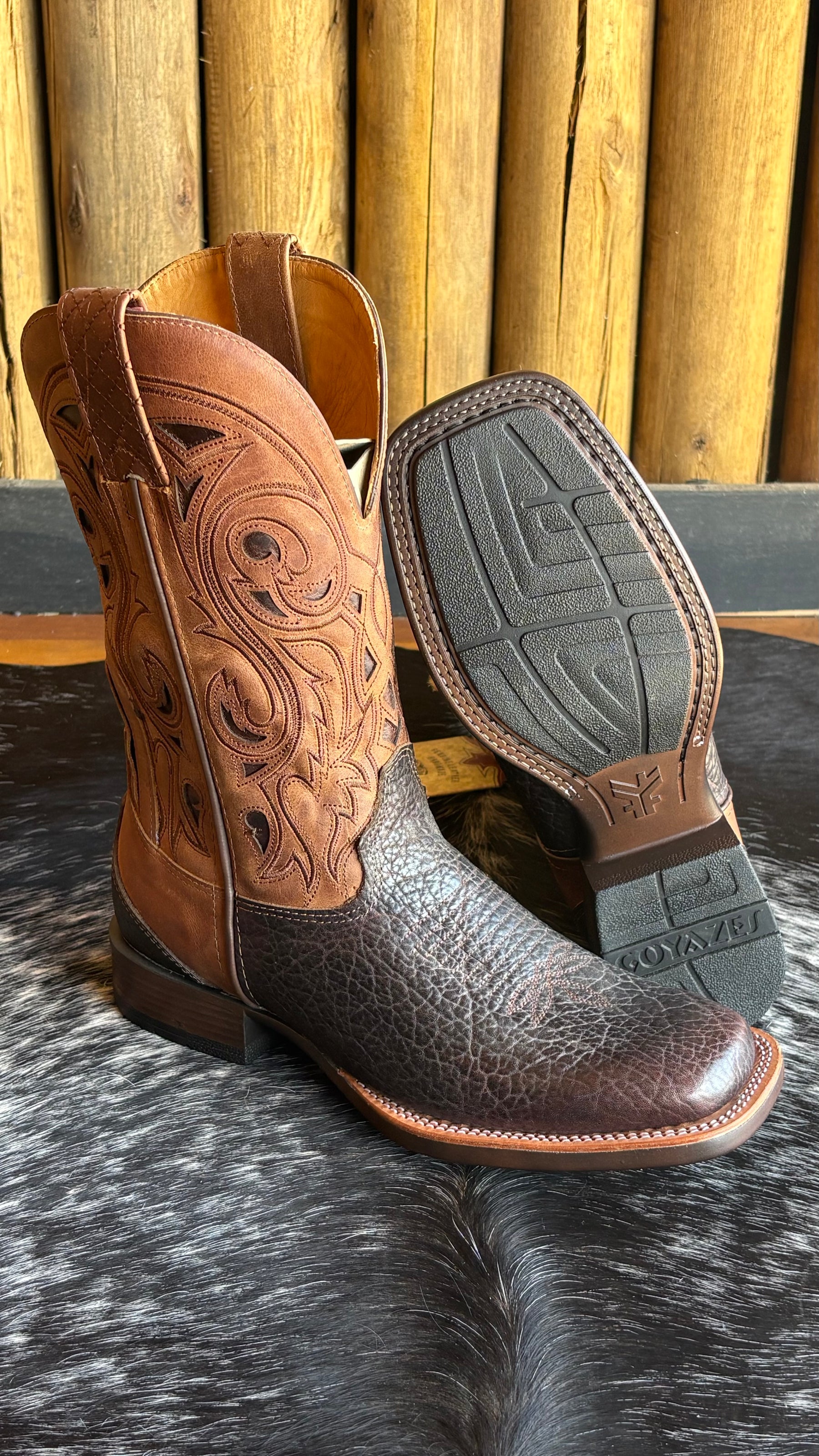 Bota Texana Masculina Goyazes Bico Quadrado Cano Médio Couro Ref:251505-CBP