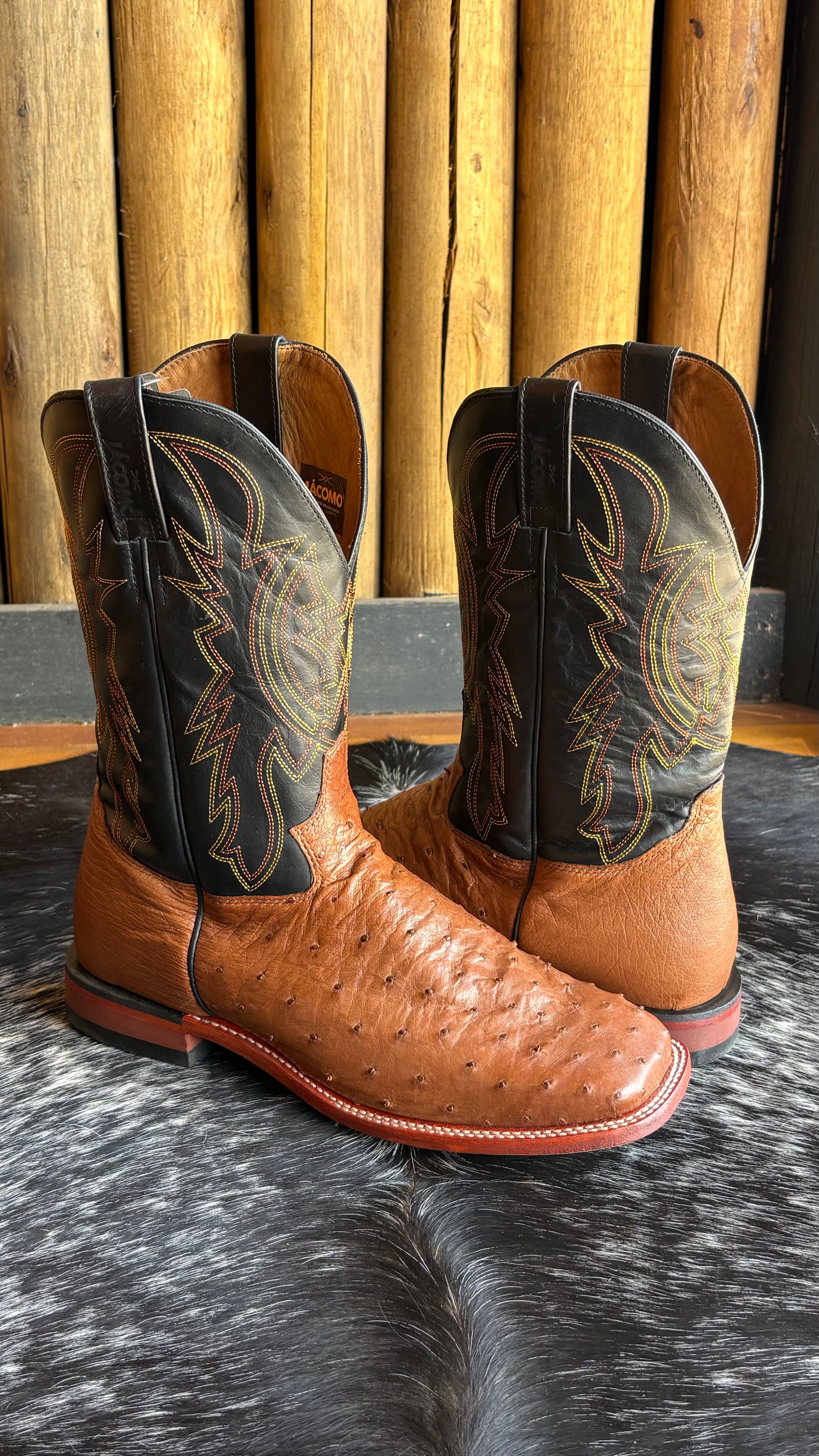 Bota Texana Masculina Jácomo Bico Quadrado Cano Médio Couro Ref:40002XRDQ