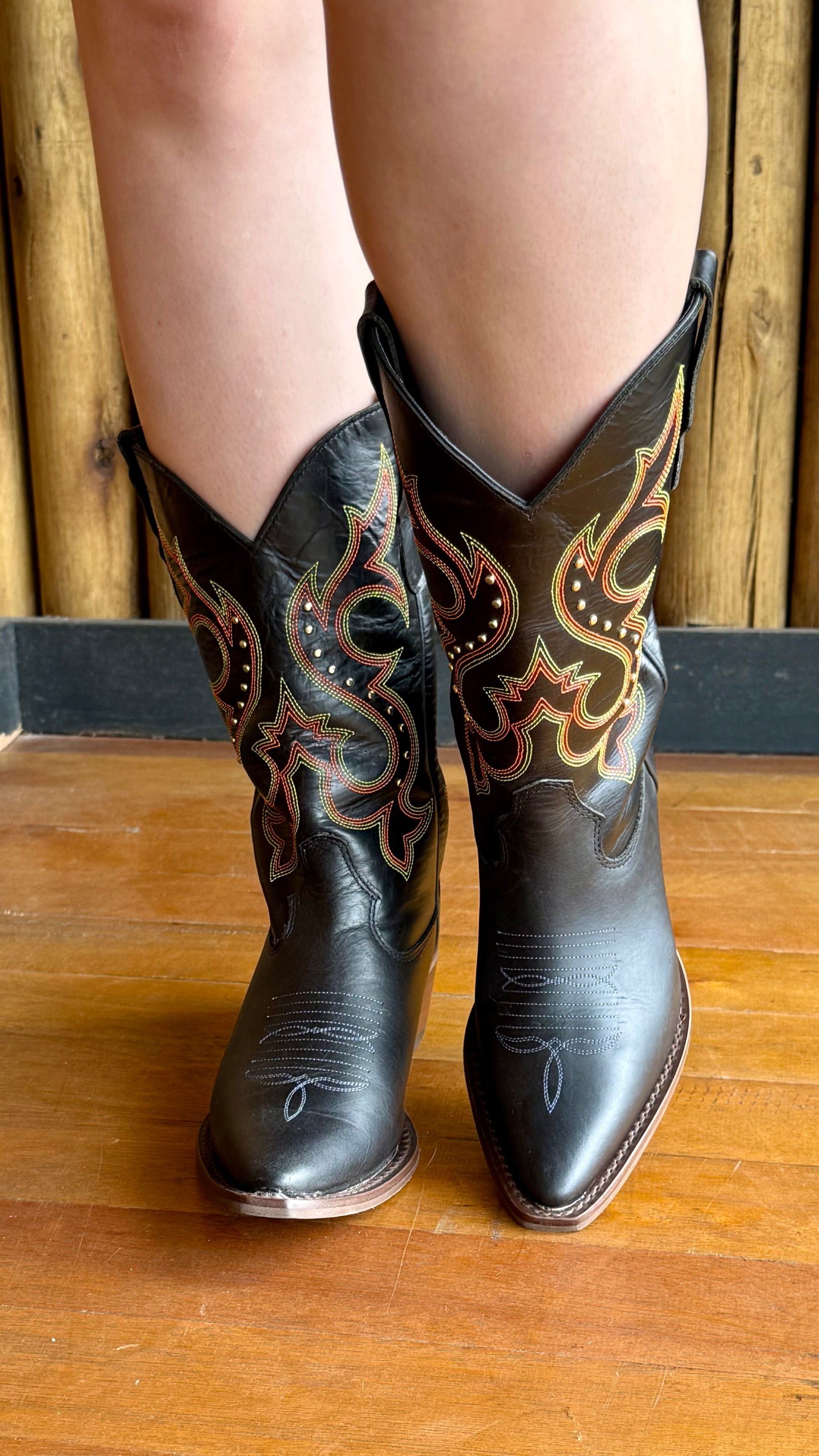 Bota Country Feminina Jacomo Pré-Frezado Fossil Oil Café Ref:90.031/TCQ