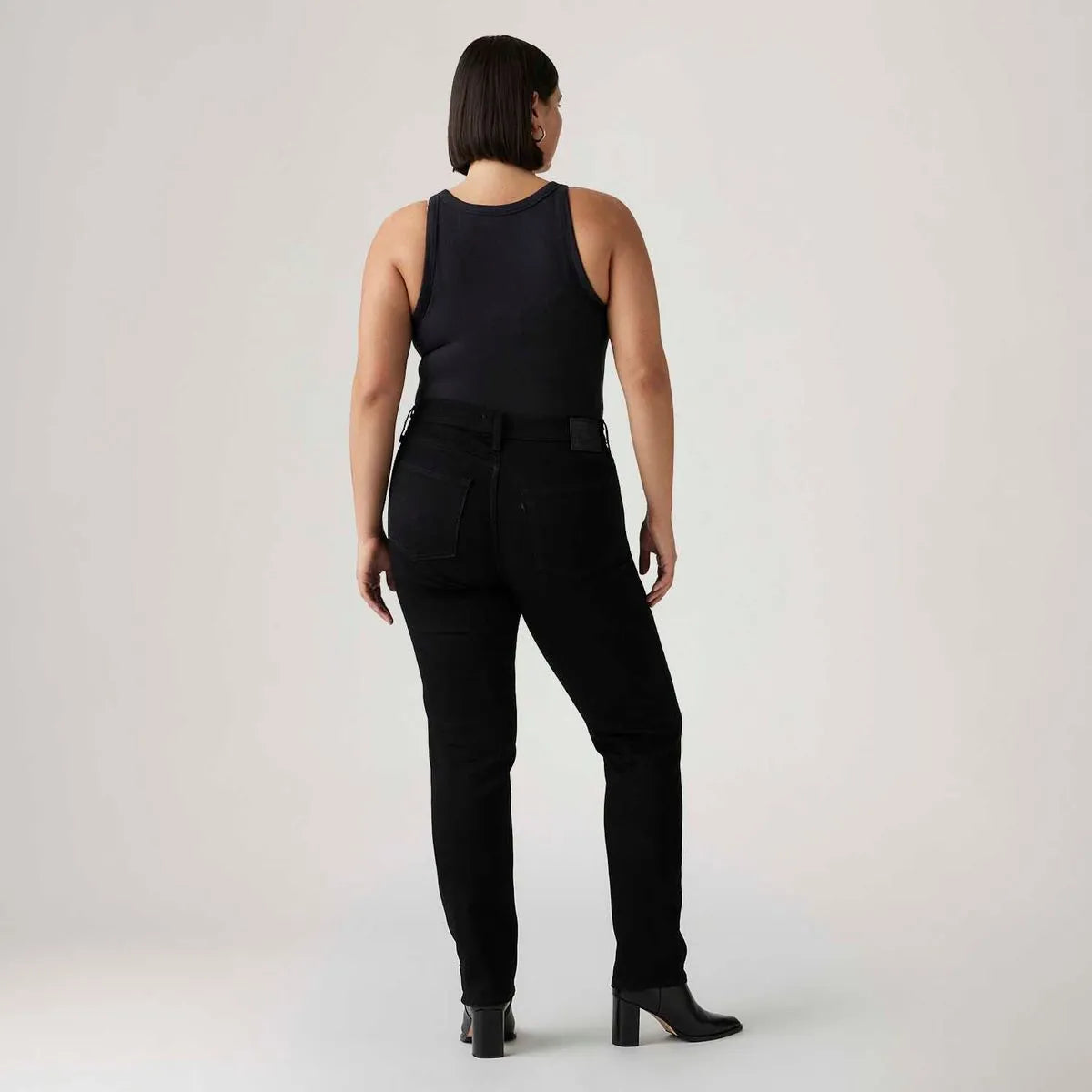 Calça Jeans 724 High Rise Straight Preta Levi’s