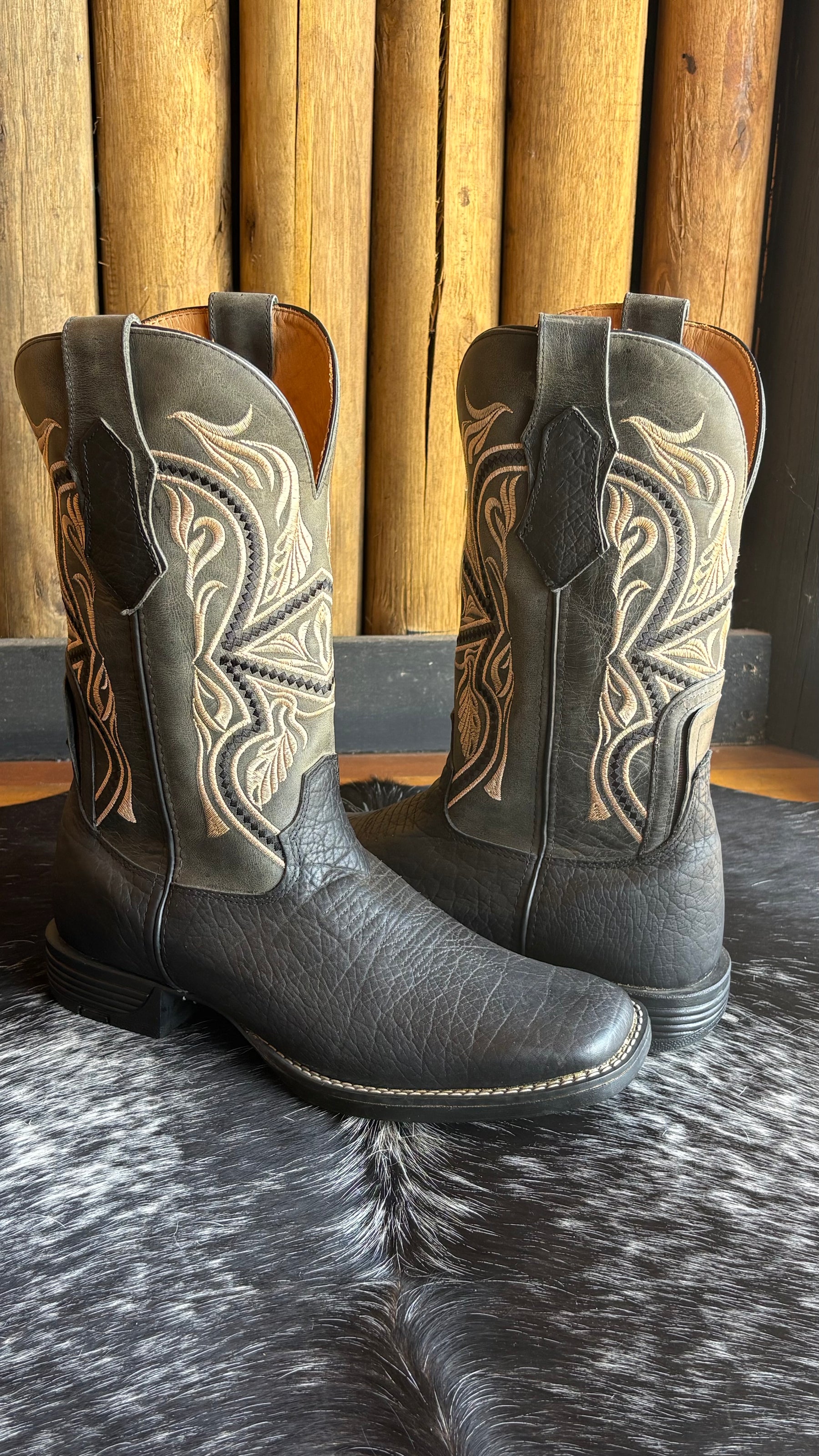 Bota Texana Masculina Goyazes Bico Quadrado Cano Médio Couro Ref:241501-CBF