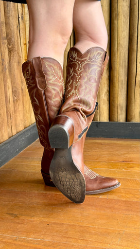 Bota Texana  Feminina Jácomo Bico Fino Cano Alto Couro Ref:90271/TCQ